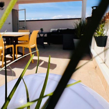 Casa Vacanze Anna 巴莱斯特拉泰 外观 照片